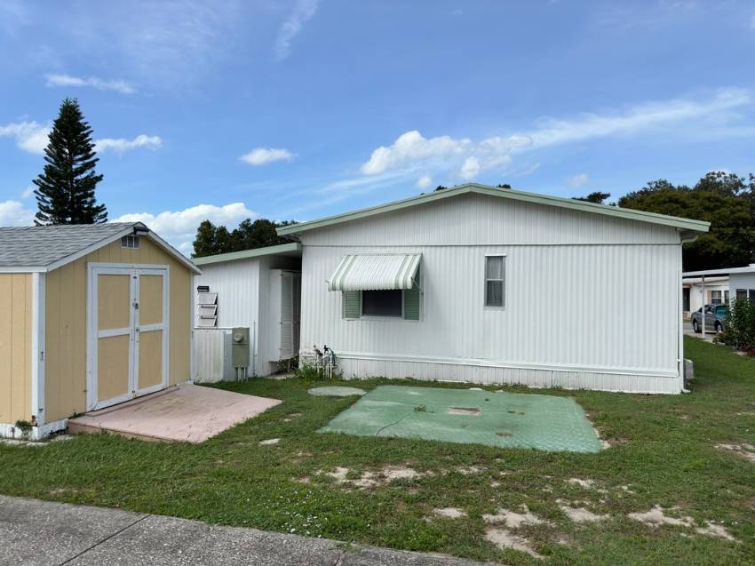 9 Stillwater Road a Winter Haven, FL Mobile or Manufactured Home for Sale